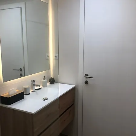 Casa Do Lado *
